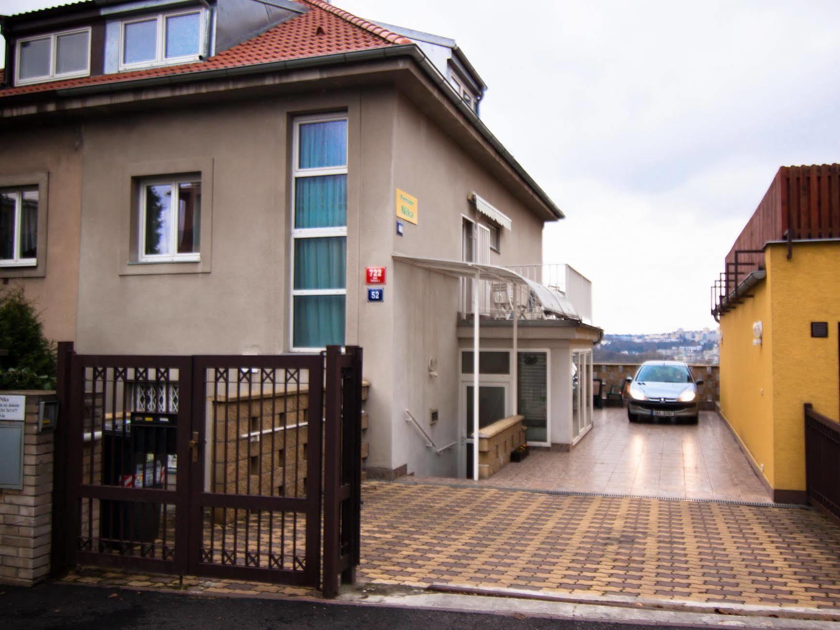 Pension Nika Prague Exterior photo