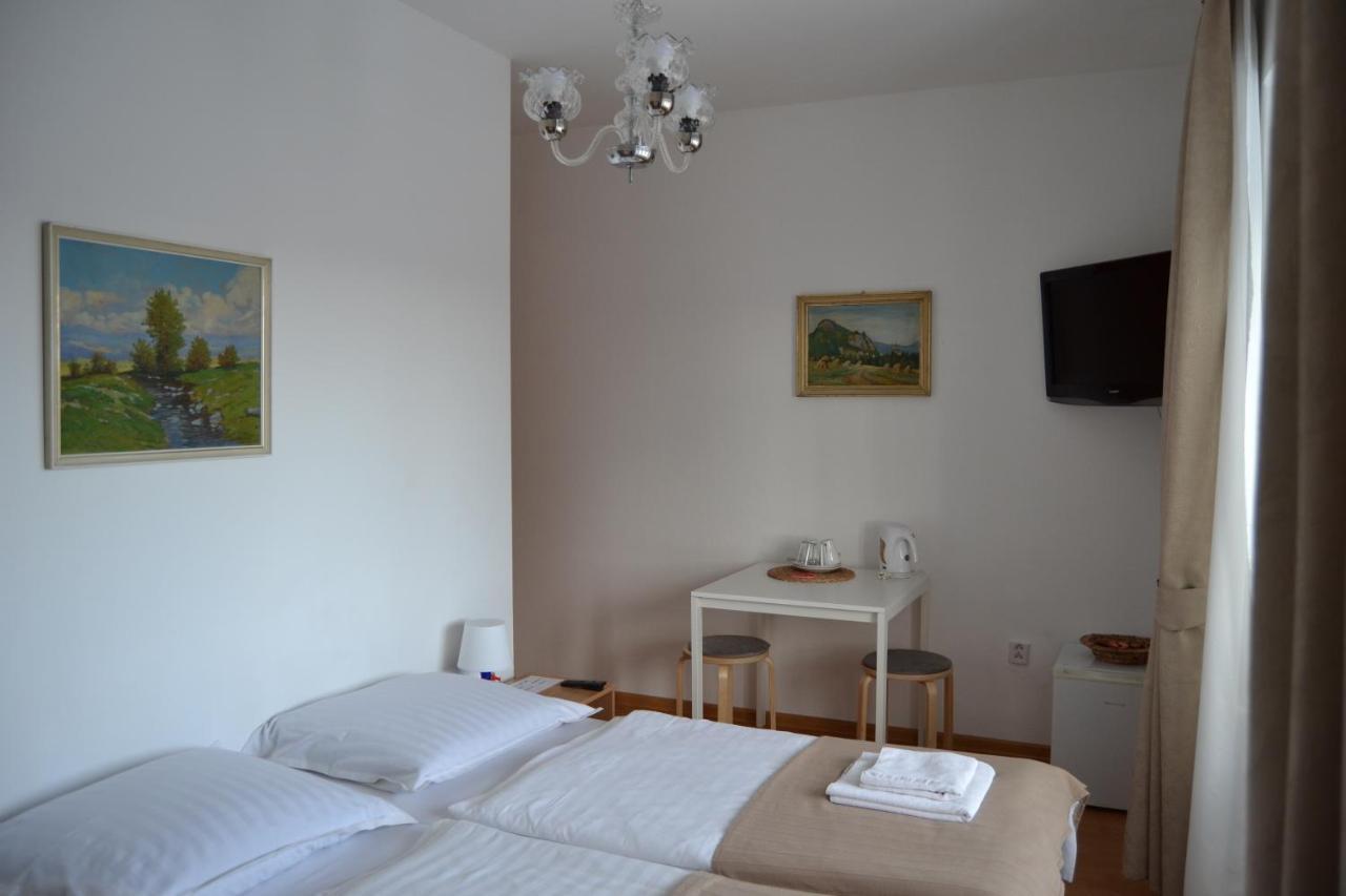 Pension Nika Prague Exterior photo